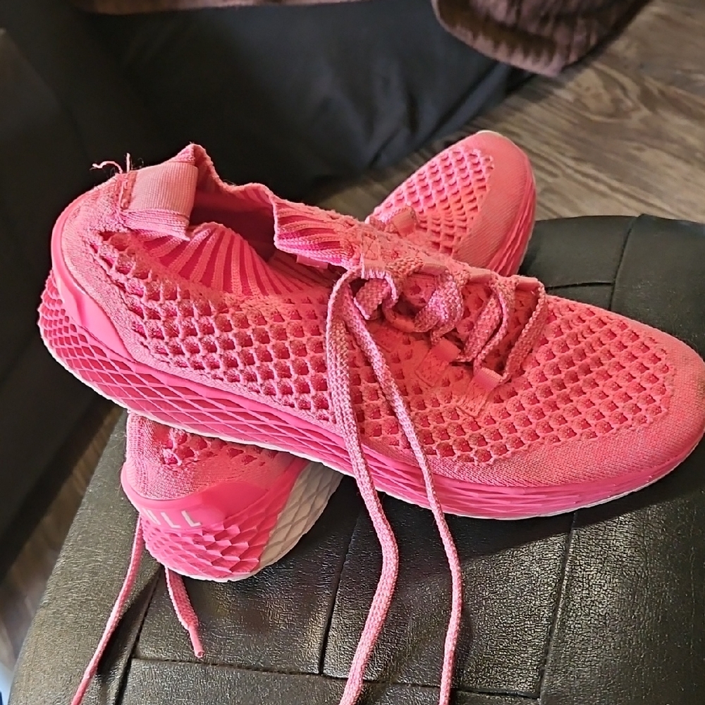 NOBULL Vibrant Pink Women's Sneakers